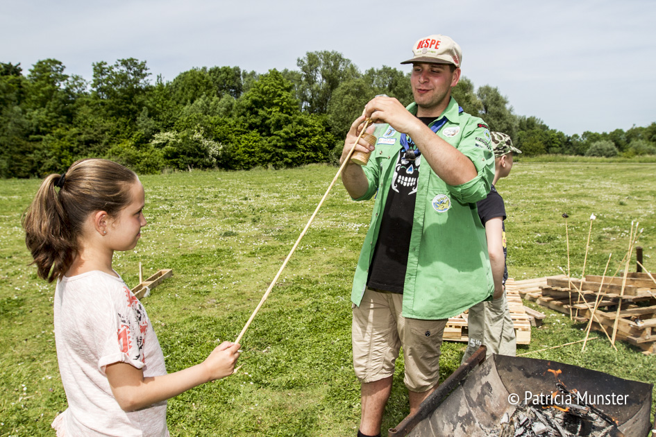 Scouting Impeesa in Westerpark - Marshmallows roosteren