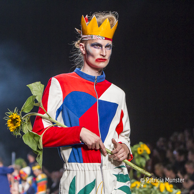 Bas Kosters 'My paper crown' at Amsterdam Fashion Week