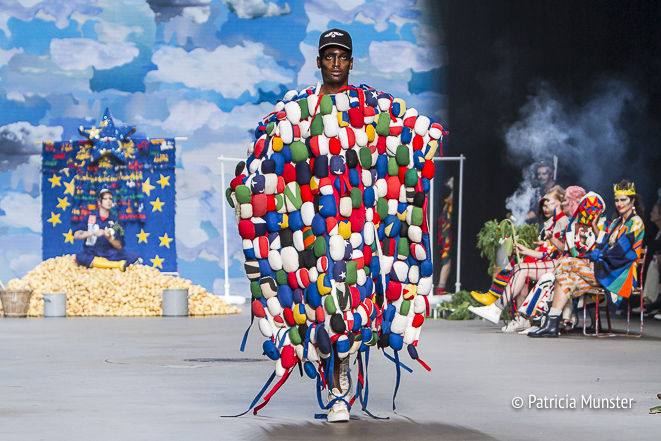 Bas Kosters 'My paper crown' at Amsterdam Fashion Week