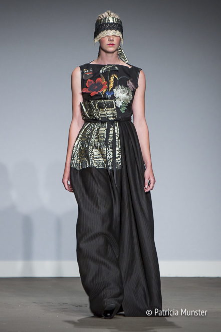 Still-life of flowers - Golden age on dress by Maaike van den Abbeele at Fashionweek Amsterdam