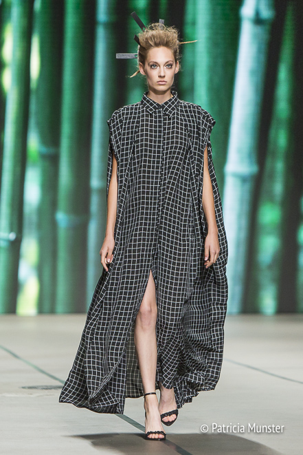 Tony Cohen SS18 Black and white at Amsterdam Fashion Week